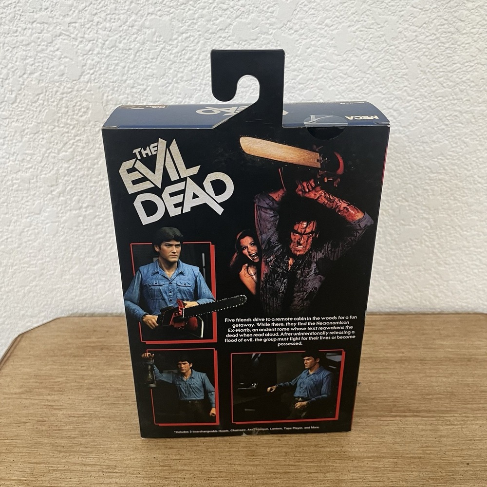 NECA The Evil Dead 40th Anniversary Ultimate Ash 7" Action Figure - Picture 2 of 9